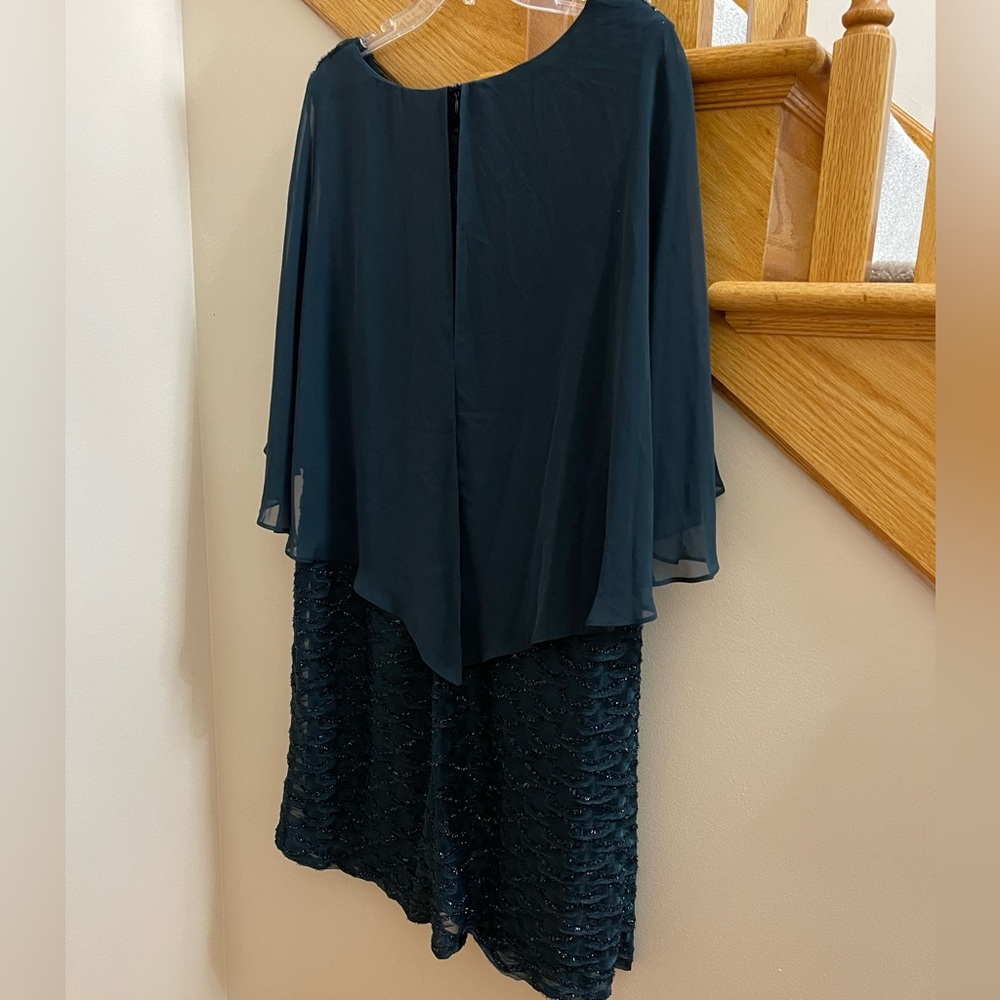 Women’s Formal Dress Plus Size 16W Dark Green Connected Apparel Sequin Cape NWT - Picture 6 of 14